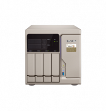 qnap TS 677